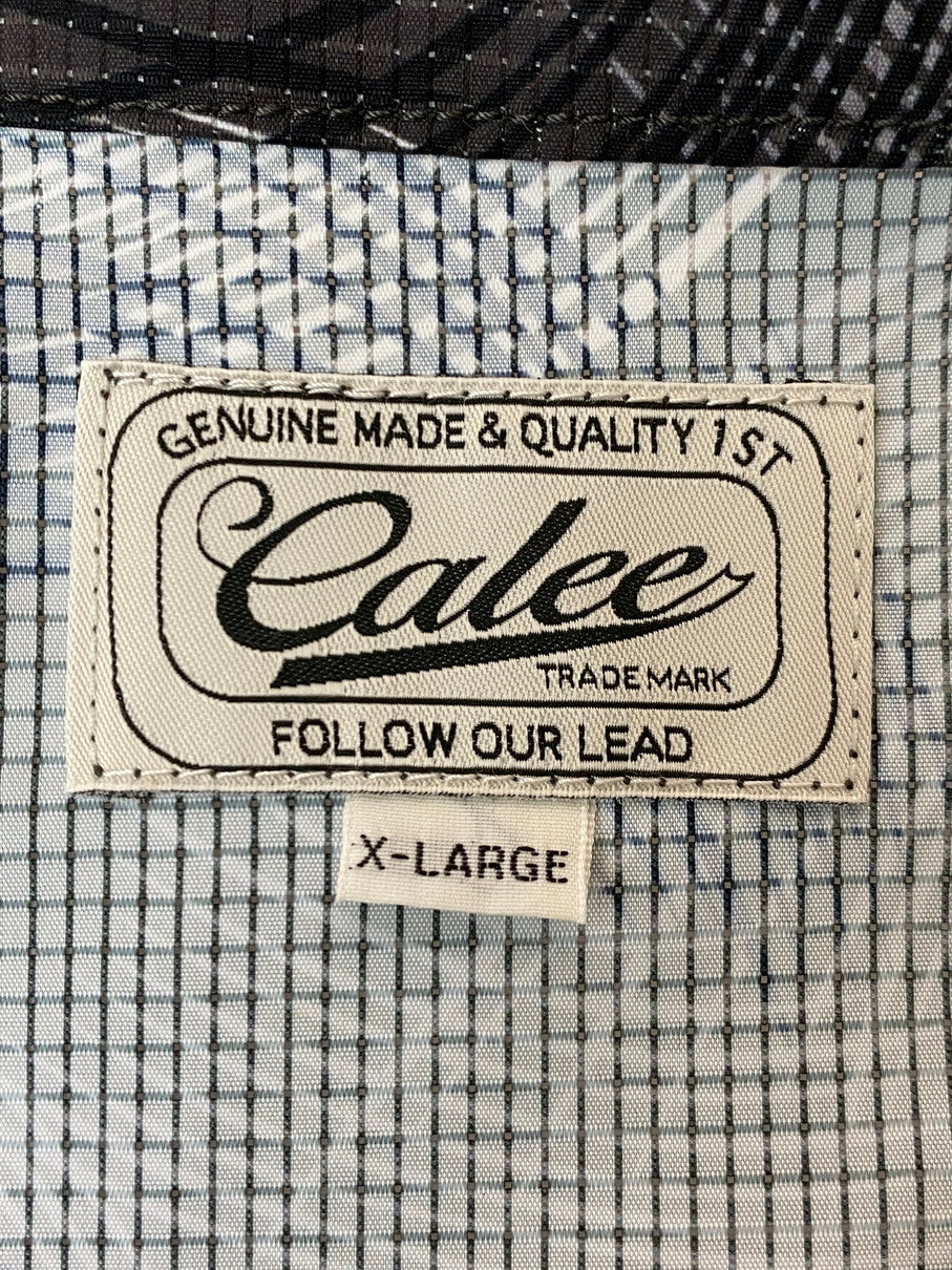 【中古美品】【メンズ】 CALEE キャリー 24SS FEATHER PATTERN TRACK TYPE JACKET CL-24SS025 フェザー パターン トラック タイプ ジャケット ライトアウター 142-251022-yn-01-min サイズ：XL カラー：ダークグレー 万代Net店