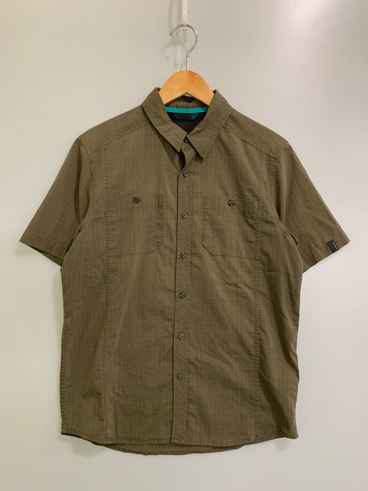 【中古品】【メンズ】 ARC'TERYX アークテリクス BACK LOGO S S SHIRT ブラック ロゴ 半袖 シャツ カットソー メンズ トップス 144-251023-em-19-min カラー：ブラウン系 万代Net店