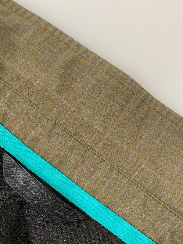 【中古品】【メンズ】 ARC'TERYX アークテリクス BACK LOGO S S SHIRT ブラック ロゴ 半袖 シャツ カットソー メンズ トップス 144-251023-em-19-min カラー：ブラウン系 万代Net店