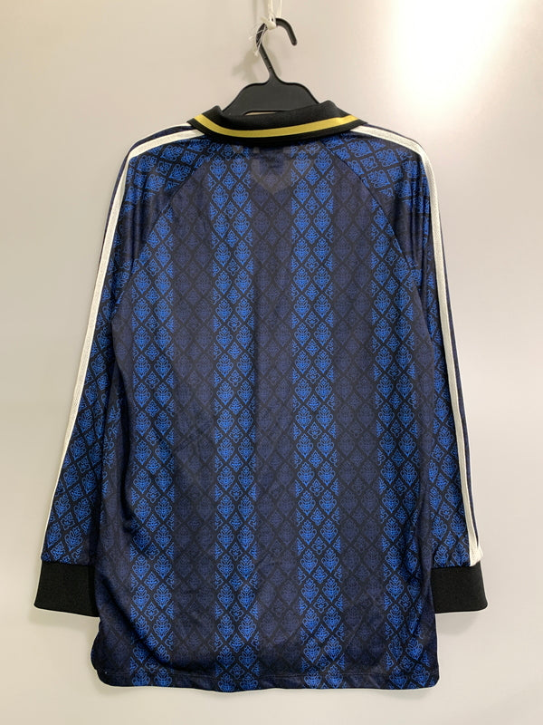 【中古品】【メンズ】 ADIDAS アディダス ORIGINALS RETRO SPORTS CRICKET－INSPIRED LONG S 長袖 ソングスリーブ ジャージ 148-260812-hu-20-min カラー：ブラック/ブルー 万代Net店