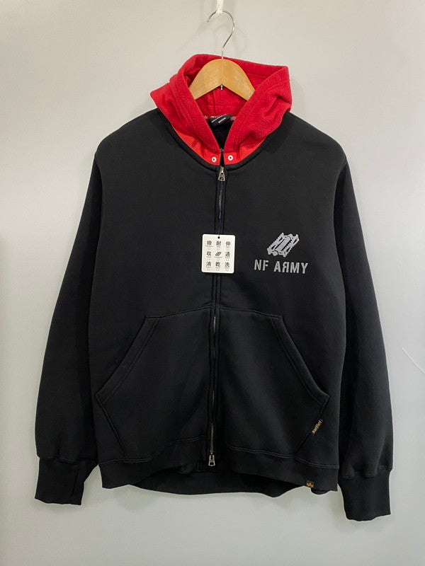【中古品】【メンズ】 ALPHA INDUSTRIES × NARIFURI アルファ インダストリーズ ナリフリ LS ZIP UP　PARKA ロングスリーブ ジップアップ パーカー TC1488 メンズ トップス フーディ 145-260704-hu-54-min サイズ：M カラー：ブラック/レッド 万代Net店