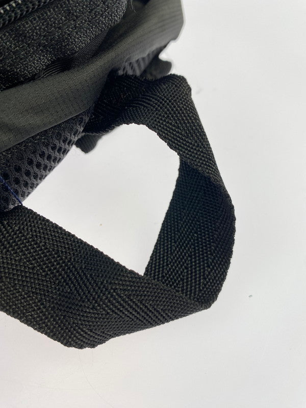 【中古美品】【メンズ/レディース】 narifuri ナリフリ NF8020 SHOULDER POCKET DAYPACK ショルダーポケットデイパック 188-251026-ks-26-min カラー：ブラック 万代Net店