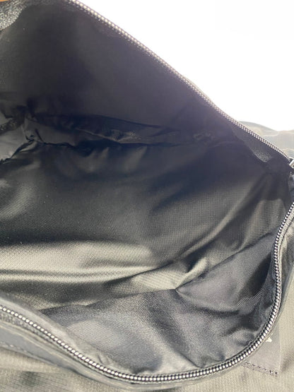 【中古美品】【メンズ/レディース】 narifuri ナリフリ NF8020 SHOULDER POCKET DAYPACK ショルダーポケットデイパック 188-251026-ks-26-min カラー：ブラック 万代Net店