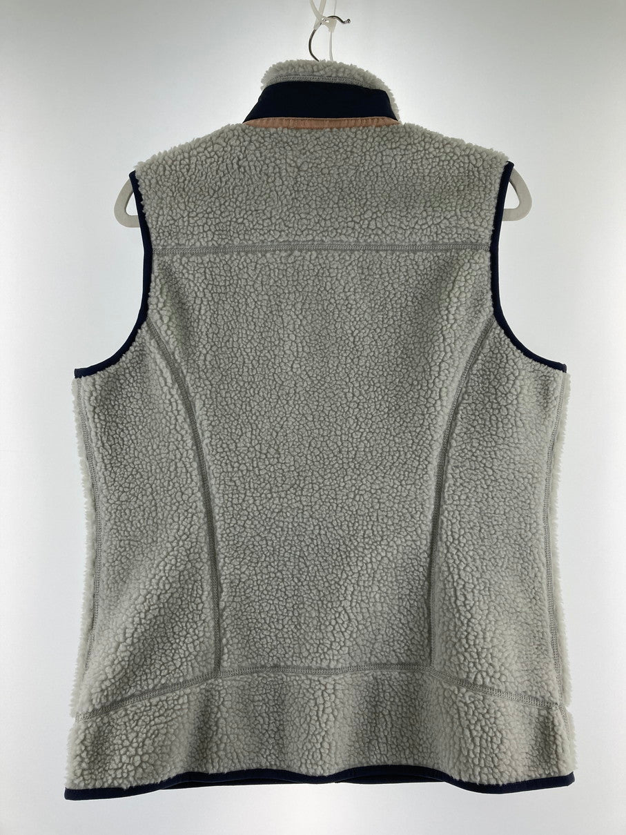 【中古品】【レディース】 patagonia パタゴニア WOMEN'S CLASSIC RETRO X VEST 23083 17年製 ウィメンズ クラシック レトロX ベスト トップス 168-251107-yn-15-min サイズ：M カラー：ライトグレー 万代Net店