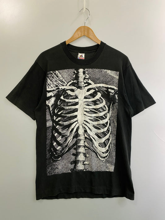 【現状渡し品】【メンズ】 FRUITS OF THE LOOM フルーツオブザルーム 90S BONE GRAPHIC TEE 90年代 ボーン グラフィック Ｔシャツ プリント 半袖 メンズ トップス ヴィンテージ 146-251023-em-05-min サイズ：L カラー：ブラック 万代Net店