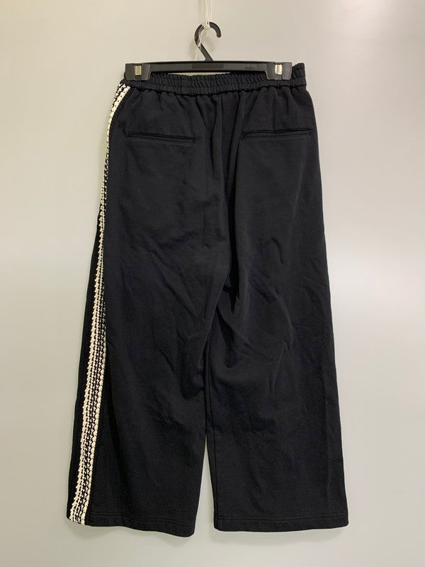 【中古品】【メンズ】 MAISON SPECIAL メゾンスペシャル CROCHET SIDE LINE PRIME-WIDE EASY PANTS 1123461308 クロシェサイドライン プライムワイド イージーパンツ ボトムス トラックパンツ 151-251027-kk-44-min サイズ：1 カラー：ブラック 万代Net店