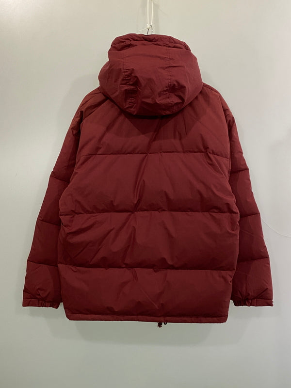 【中古品】【メンズ】 USED フード付き DOWN JACKET ダウンジャケット アウター 上着 146-260804-hu-15-min サイズ：L カラー：ワインレッド系 万代Net店