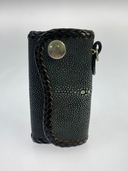 【中古品】【メンズ】 SAAD サード A&G スティングレイレザー キーケース 201-251026-ks-41-min カラー：グレー系 万代Net店