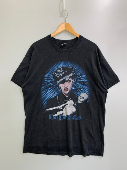 【現状渡し品】【メンズ】 MARILYN MANSON 04S AGAINST ALL GODS AMERICAN TOUR TEE マリリン・マンソン ツアー Ｔシャツ ミュージシャン 半袖 メンズ トップス 146-251023-em-09-min サイズ：XL カラー：ブラック 万代Net店