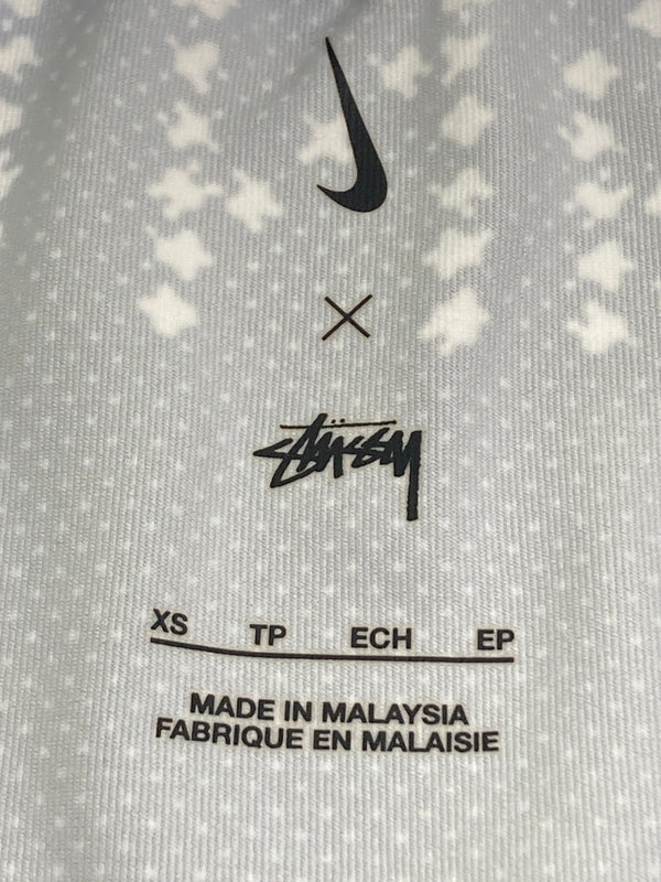 【中古品】【メンズ】 STUSSY×NIKE ステューシー × ナイキ UV CREW BLACK クルー Tシャツ トップス 142-251025-cn-4-min サイズ：XS カラー：ブラック系 万代Net店