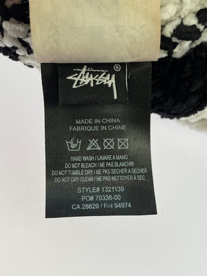 【中古品】【メンズ/レディース】 STUSSY ステューシー CROCHET CHECKERD BEANIE クロウシェイ チェッカー ビーニー ニット キャップ ハット 帽子 185-251024-em-09-min カラー：ブラック/ホワイト 万代Net店