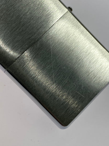 【中古品】【メンズ】 ZIPPO ジッポ NORMAN ROCKWELL SATURDAY EVENING POST 2002 ノーマン・ロックウェル サタデイ イブニングポスト 2002年製 オイルライター 喫煙具 インサイドユニット2002年製 206-251027-kk-09-min カラー：シルバー 万代Net店