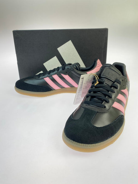 【未使用品】【メンズ】 adidas アディダス × Inter Miami CF インテル・マイアミCF 別注 コラボ SAMBA INTER MIAMI IH8157 サンバ インテル マイアミ スニーカー 靴 161-251027-kk-22-min カラー：CORE BLACK/LIGHT PINK/GUM 万代Net店