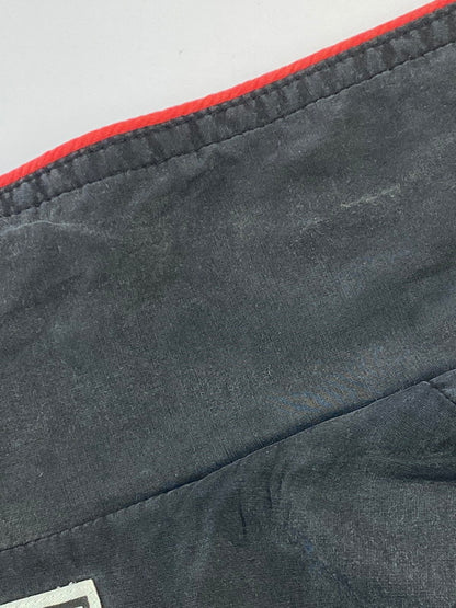 【中古品】【メンズ】 DIANE GILMAN ダイアン・ギルマン SCARF PATTERN JACKET 146-260110-zi-23-min サイズ：不明 カラー：ブラック/レッド系 万代Net店