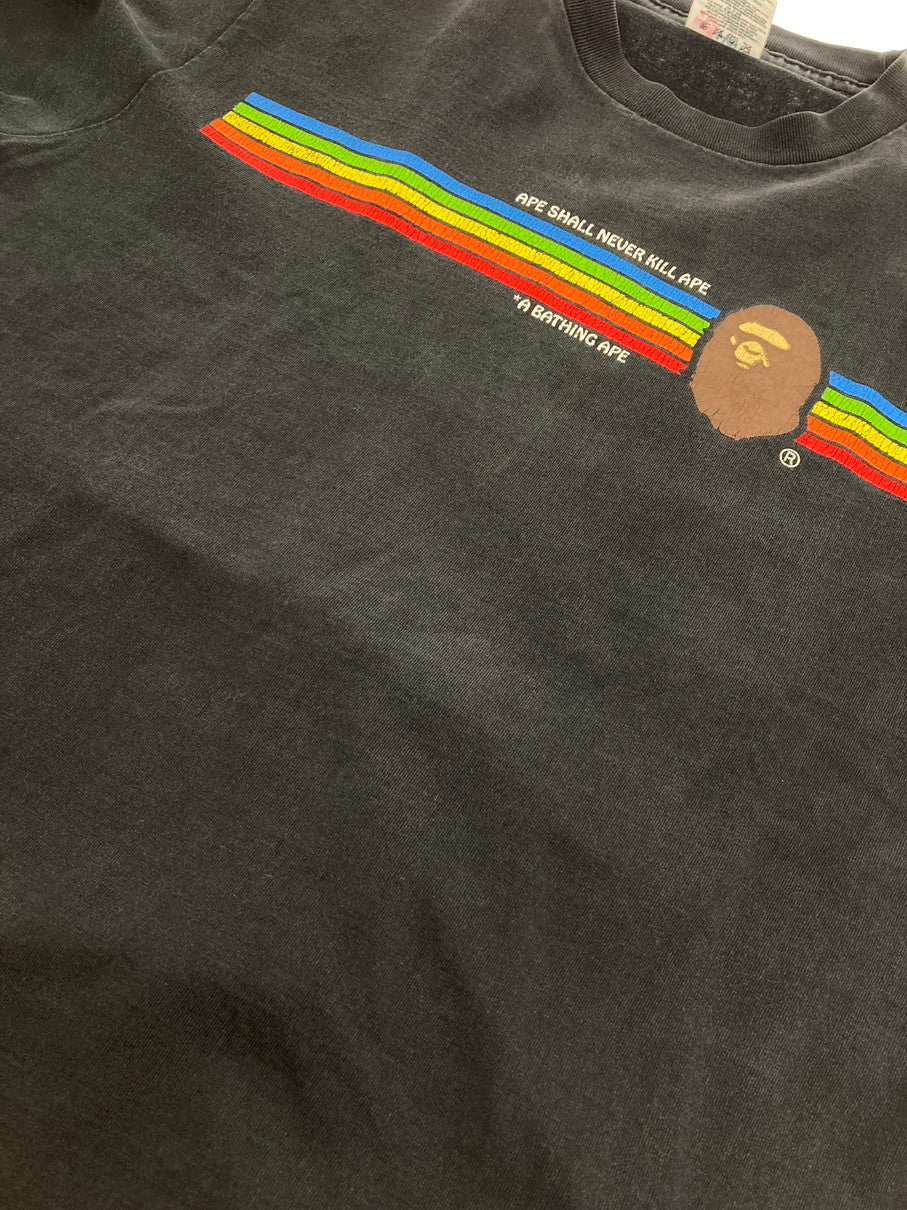 【中古品】【メンズ】 A BATHING APE アベイシングエイプ 初期HANESボディ 90S APE SHALL NEVER KILL APE Tシャツ トップス 146-251106-jt-29-min サイズ：L カラー：ブラック 色あせ 万代Net店