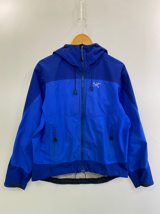 【ジャンク品】【メンズ】 ARC'TERYX アークテリクス 00's ALPHA COMP HOODY 00年代 アルファ コンプ フーディー ライトアウター ジャケット 144-251106-kk-06-min サイズ：M カラー：ブルー 万代Net店