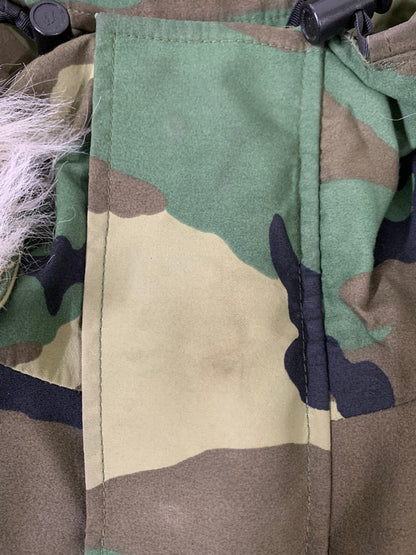 【中古品】【メンズ】 U.S.ARMY ユーエスアーミー SPO100-96-D-4002 ECWCS GEN1 GTX PARKA FUR RUFF ECWCS TENNESSEE APPARE パーカー ファー ラフ テネシー アパレル 146-251109-em-23-min サイズ：S-R カラー：グリーン系（迷彩柄） 万代Net店