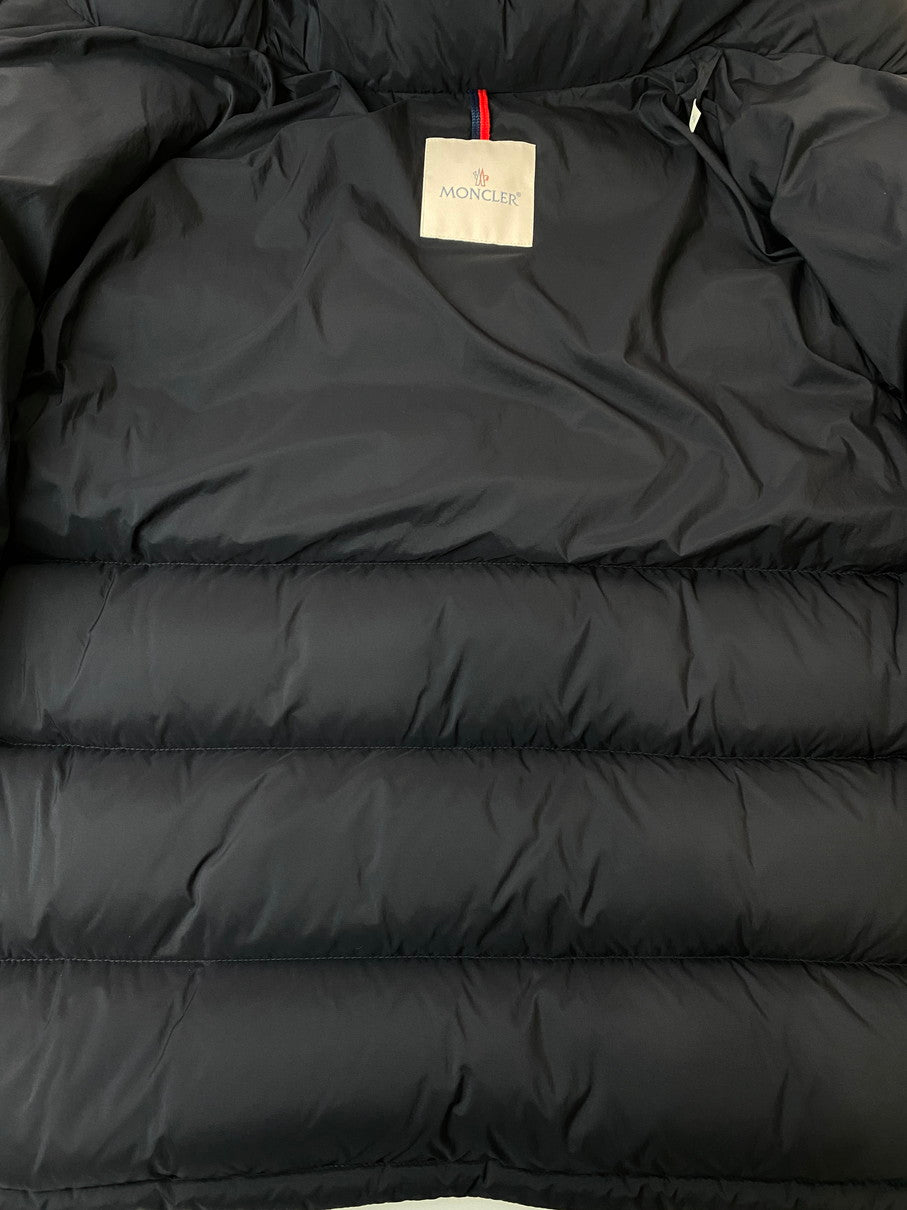 【中古品】【メンズ】 MONCLER モンクレール MAYA GIUBBOTTO F20911A53600 マヤ ダウンジャケット アウター 141-251106-kk-03-min サイズ：2 カラー：ネイビー 万代Net店
