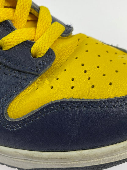 【現状渡し品】【メンズ/レディース】 NIKE ナイキ 981012 HJ DUNK HIGH LE MICHIGAN 靴 シューズ スニーカー 160-251108-AS-4-min サイズ：25.5cm カラー：ネイビー/イエロー 万代Net店