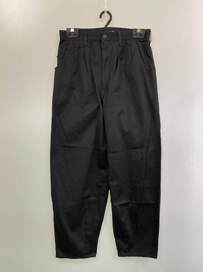 【中古品】【メンズ】 LAD MUSICIAN ラッドミュージシャン 20SS WEPON STRETCH 2T TAPERED WIDE 2120-504 ウエポン ストレッチ 2タック テーパード ワイドパンツ ボトムス 151-251106-kk-81-min サイズ：44 カラー：ブラック 万代Net店