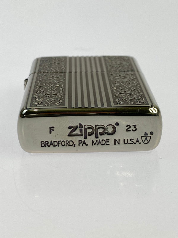 【中古品】【メンズ】 ZIPPO ジッポ ARMOUR ARABESQUE CROSS OIL LIGHTER オイルライター 喫煙グッズ 206-251108-AS-43-min カラー：シルバー 万代Net店