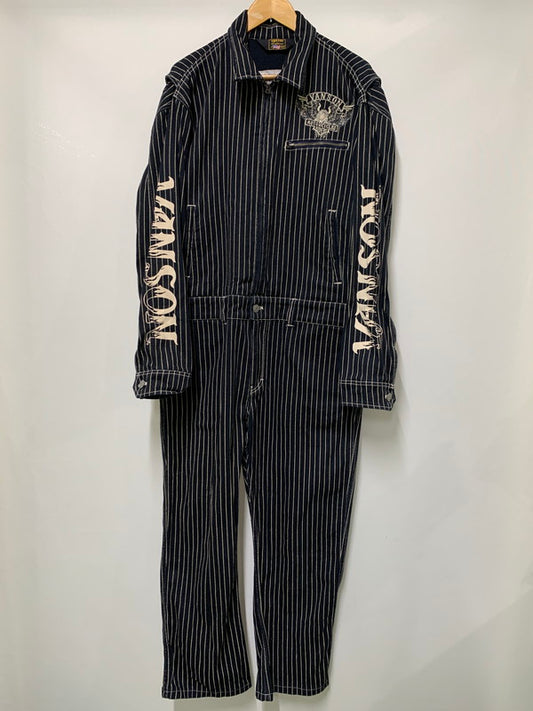 【中古品】【メンズ】 VANSON バイソン COVERALL カバーオール メンズ ジャンプスーツ つなぎ ストライプ アウター コットン 156-251109-em-17-min サイズ：XXL カラー：ブラック（ストライプ柄） 万代Net店