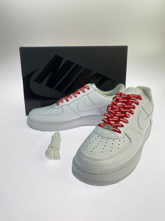 【未使用品】【メンズ】 Supreme シュプリーム × NIKE ナイキ 別注 コラボ AIR FORCE 1 LOW/SUPREME CU9225-100 エアフォース1 ロー シュプリーム スニーカー 靴 160-251113-kk-38-min カラー：WHITE/WHITE 万代Net店