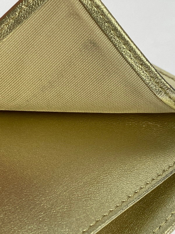 【中古品】【レディース】 CHANEL シャネル クラシックスモール 三つ折り財布 A82288 財布 181-251112-jt-02-min カラー：ゴールド 万代Net店