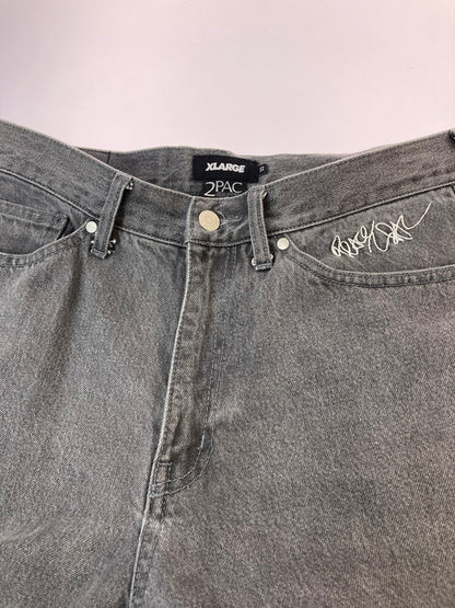 【中古品】【メンズ】 X-LARGE エクストララージ 101242031026 ×TUPAC DENIM PANTS デニムパンツ 153-251112-ks-53-min サイズ：32 カラー：グレー 万代Net店