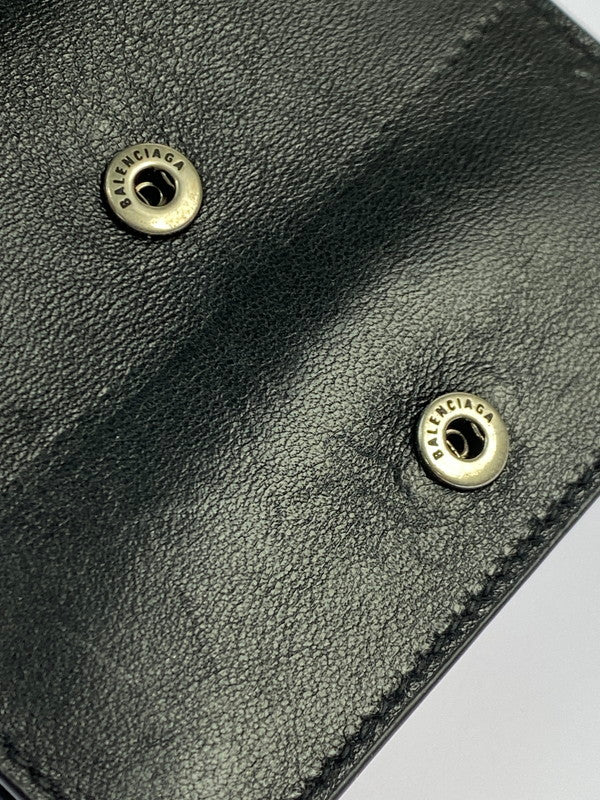 【中古品】【メンズ/レディース】 BALENCIAGA バレンシアガ MONACO MINI WALLET 765459 モナコ ミニウォレット 二つ折り財布 181-251113-kk-04-min カラー：ブラック 万代Net店