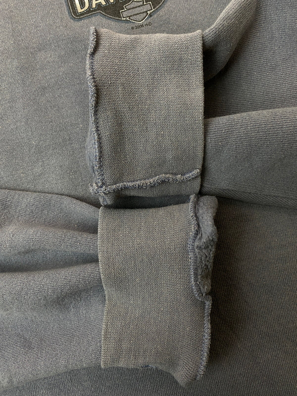 【中古品】【メンズ】 HARLEY DAVIDSON ハーレーダビッドソン HALF ZIP SWEAT SHIRT ハーフジップ スウェットシャツ トップス 146-260715-yn-01-min サイズ：2XL カラー：ブルーグレー 万代Net店