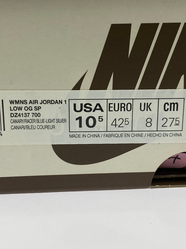 【中古品】【メンズ】 NIKE ナイキ × TRAVIS SCOTT トラビス・スコット 別注 コラボ WMNS AIR JORDAN 1 LOW OG SP CANARY DZ4137-700 ウィメンズ エア ジョーダン 1 ロー オリジナル スニーカー 靴 160-251113-kk-13-min カラー：ANARY/RACER BLUE-LIGHT SILVER 万代Net店