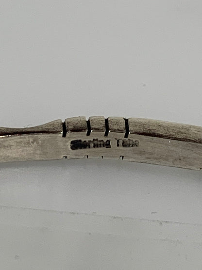 【中古品】【メンズ/レディース】 NAVAJO ナバホ ELAINE TAHE SILVER BANGLE シルバー バングル ナバホ族 インディアン ジュエリー 191-251121-em-02-min カラー：シルバー 万代Net店