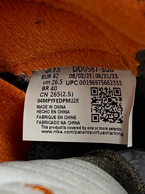 【中古品】【メンズ】 NIKE ナイキ AIR JORDAN 5 RETRO DD0587-308 エア ジョーダン 5 レトロ スニーカー 靴 160-251113-kk-16-min カラー：ARMY OLIVE/SOLAR ORANGE 万代Net店