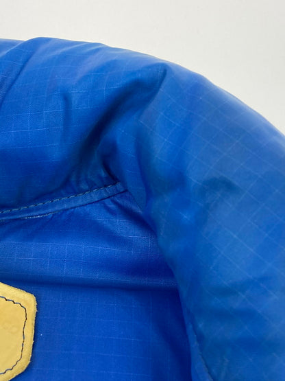 【中古品】【メンズ】 Rocky Mountain FeatherBed ロッキーマウンテンフェザーベッド × WAREHOUSE ウエアハウス 別注 コラボ DOWN VEST 450-482-72 ダウンベスト ライトアウター 145-251120-kk-06-min サイズ：38 カラー：ライトインディゴ 万代Net店