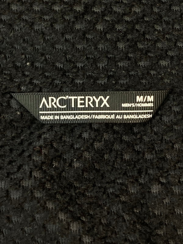 【中古品】【メンズ】 ARC'TERYX アークテリクス PROTON LIGHTWEIGHT HOODY X000006908-140860 プロトン ライトウエイト フーディー アウター 中綿ジャケット 144-251120-kk-12-min サイズ：M カラー：ブラック 万代Net店