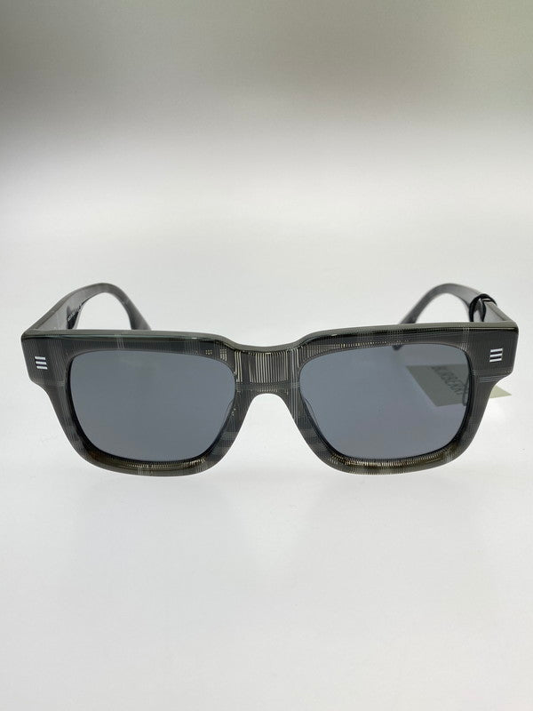 【中古美品】【メンズ】 BURBERRY バーバリー HAYDEN SUNGLASSES 4394F サングラス スクエア ウェリントン フルフィットモデル イタリア製 メガネ 183-251121-em-13-min カラー：グレー 万代Net店