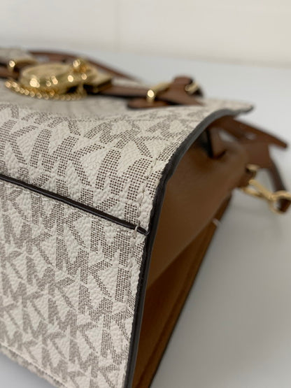 【中古品】【レディース】 Michael Kors マイケルコース HAMILTON ハミルトン サッチェル ショルダーバッグ スモール MKシグネチャー レディース バッグ カバン 180-251121-em-01-min カラー：バニラ 万代Net店