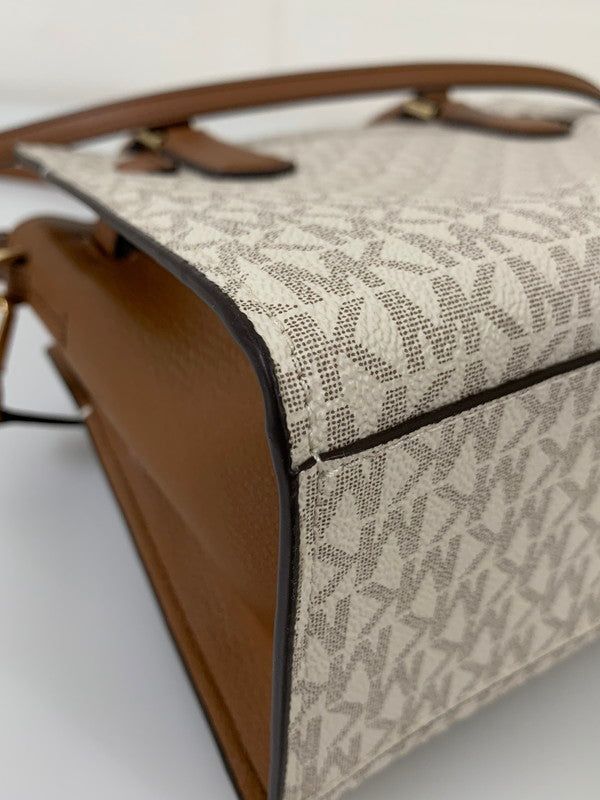 【中古品】【レディース】 Michael Kors マイケルコース HAMILTON ハミルトン サッチェル ショルダーバッグ スモール MKシグネチャー レディース バッグ カバン 180-251121-em-01-min カラー：バニラ 万代Net店