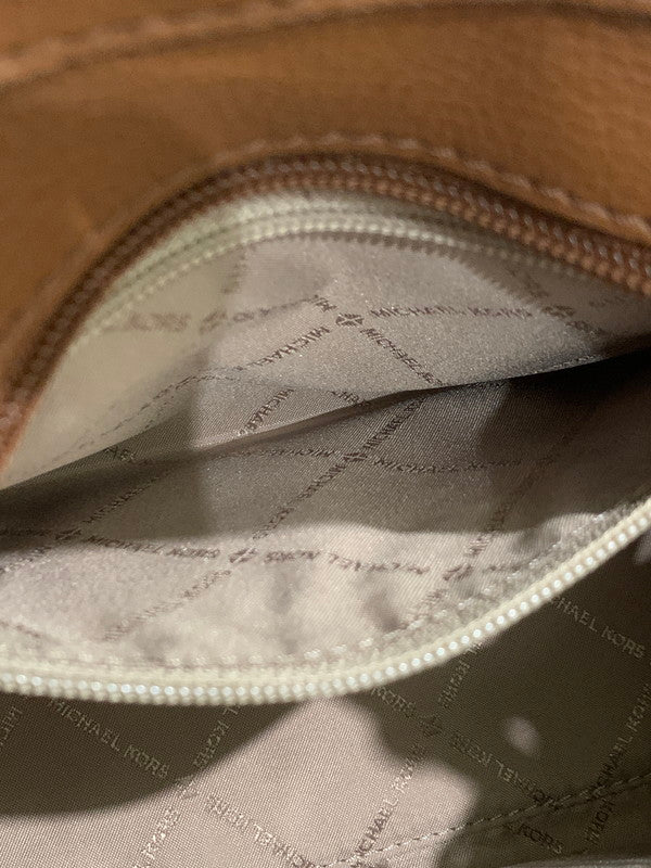 【中古品】【レディース】 Michael Kors マイケルコース HAMILTON ハミルトン サッチェル ショルダーバッグ スモール MKシグネチャー レディース バッグ カバン 180-251121-em-01-min カラー：バニラ 万代Net店