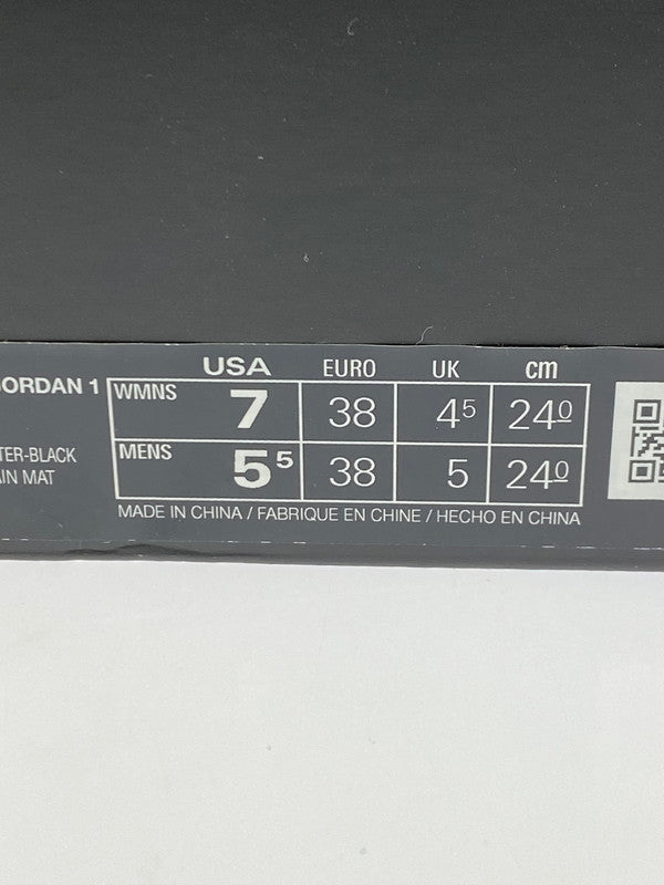 【中古品】【レディース】 NIKE ナイキ WOMEN'S AIR JORDAN 1 BROOKLYN HIGH BLACK FJ5737-001 ウィメンズ エアジョーダン1 ブルックリン ハイ スニーカー レディース 靴 シューズ 166-251124-em-23-min サイズ：24.0cm カラー：ブラック 万代Net店