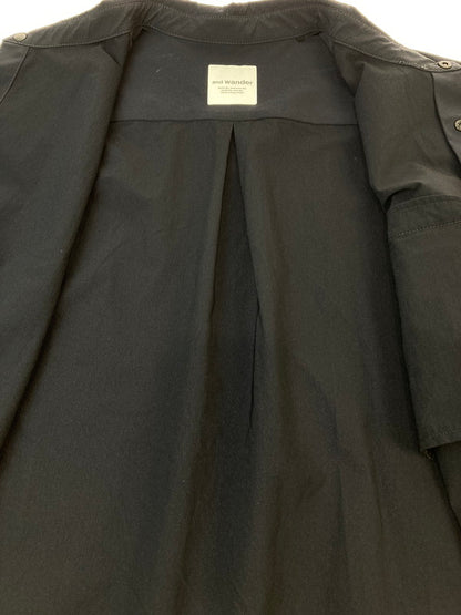 【中古品】【メンズ】 and wander アンドワンダー LIGHT W CLOTH SHIRT 574-3283071 ライト ダブリュー クロス シャツ トップス 140-251126-jt-18-min サイズ：XL カラー：ネイビー 万代Net店