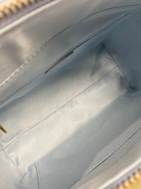 【中古美品】【レディース】 Samantha Vega サマンサベガ FRONT RIBBON SHOULDER BAG LIGHT BULE フロント リボン ショルダー バッグ レディース カバン 188-251130-em-51-min カラー：ライトブルー 万代Net店