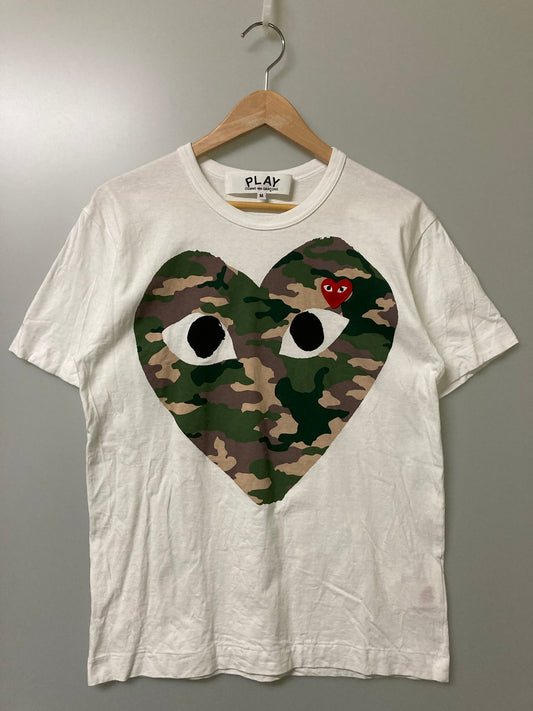 【中古品】【メンズ】 PLAY COMME des GARCONS プレイコムデギャルソン PRINT TEE AX-T242 プリントTシャツ トップス 140-251125-jt-02-min サイズ：M カラー：ホワイト 万代Net店