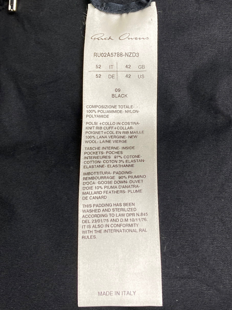 【中古品】【メンズ】 Rick Owens リックオウエンス 21AW GETHEMANE FLIGHT DOWN JACKET RU02A5788-NZD3 2021秋冬 ゲッセマネ フライト ダウン ジャケット アウター 141-251125-jt-09-min サイズ：US 42 カラー：ブラック 万代Net店