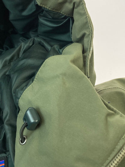 【中古品】【メンズ】 patagonia パタゴニア WINDSWEEP DOWN HOODY 84890FA16 ウィンドスウィープ ダウン フーディー アウター 144-251125-jt-26-min サイズ：S カラー：オリーブ 万代Net店