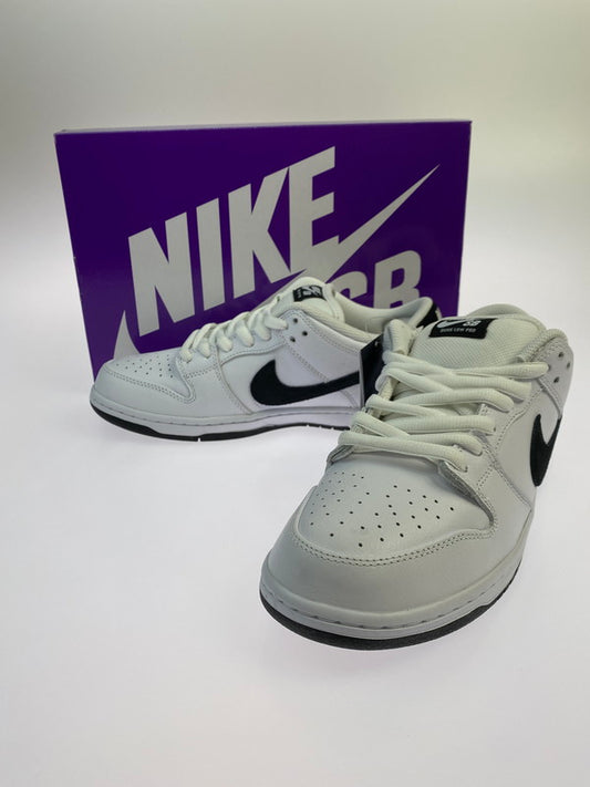 【未使用品】【メンズ】 NIKE SB ナイキ スケートボーディング DUNK LOW PRO HF3704-100 ダンク ロー プロ スニーカー 靴 160-251129-kk-07-min カラー：WHITE/BLACK-WHITE-BLACK 万代Net店