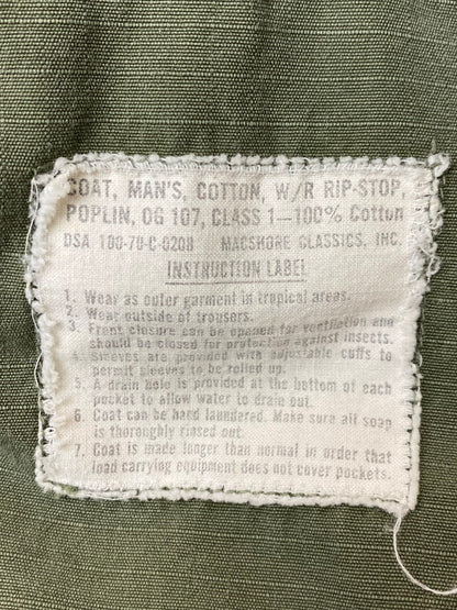 【現状渡し品】【メンズ】 US.ARMY ユーエスアーミー JUNGLE FATIGUE JACKET 8405-935-4702 60S 4TH ジャングル ファティーグ ジャケット 60年代 アメリカ軍 4thタイプ メンズ アウター ミリタリー 146-251205-em-51-min カラー：オリーブグリーン 万代Net店
