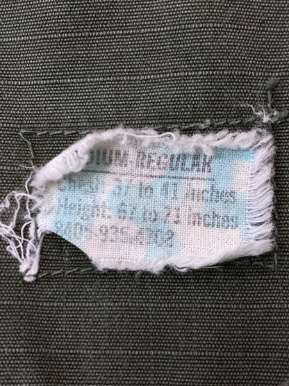 【現状渡し品】【メンズ】 US.ARMY ユーエスアーミー JUNGLE FATIGUE JACKET 8405-935-4702 60S 4TH ジャングル ファティーグ ジャケット 60年代 アメリカ軍 4thタイプ メンズ アウター ミリタリー 146-251205-em-51-min カラー：オリーブグリーン 万代Net店