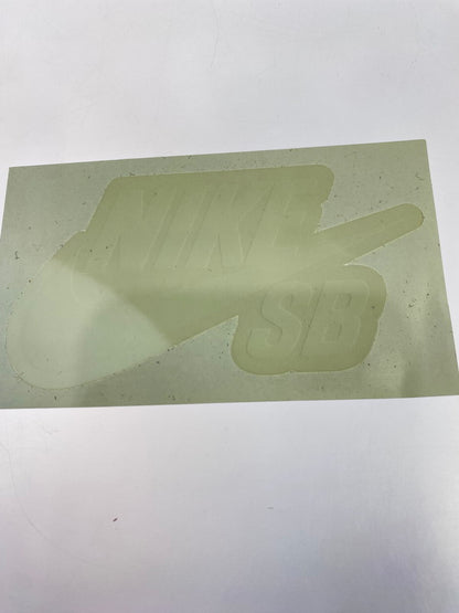 【未使用品】【メンズ】 NIKE SB ナイキ スケートボーディング DUNK LOW PRO PRM FN5880-001 ダンク ロー プロ プレミアム スニーカー 靴 160-251129-kk-06-min カラー：FOOTBALL GREY/COCONUT MILK 万代Net店